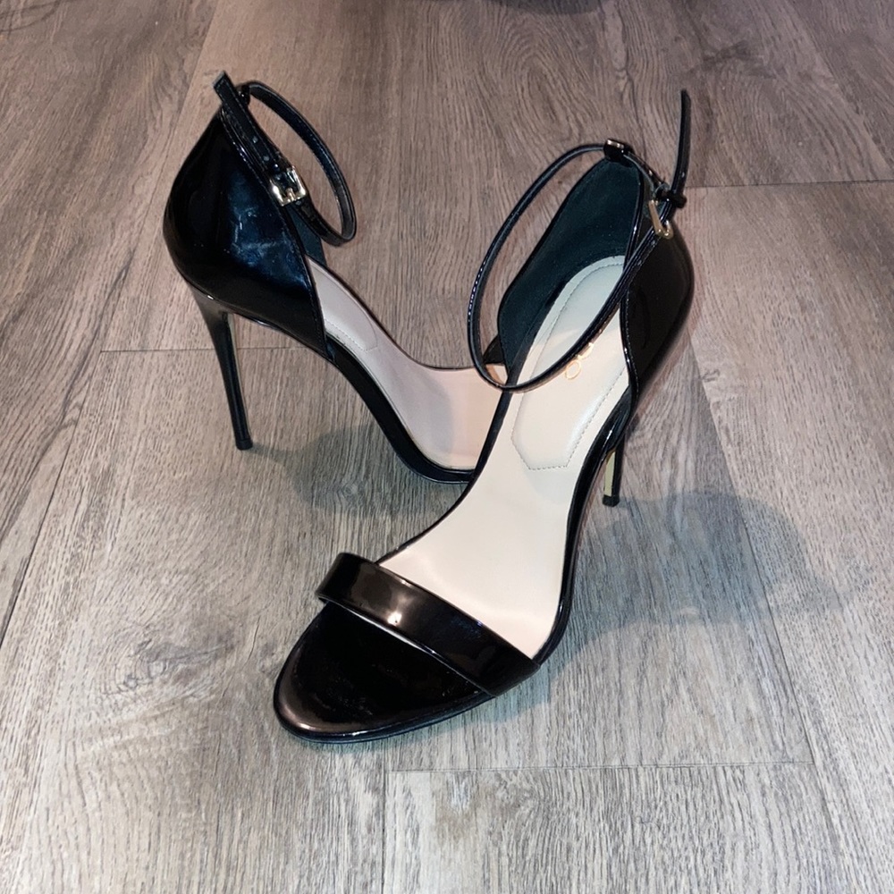 Black High Heels